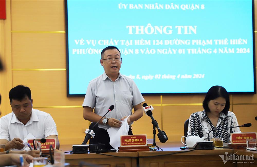 Dãy nhà cháy ven kênh ở quận 8, TPHCM nằm trong diện chờ di dời